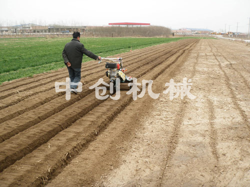 開溝培土機廠家